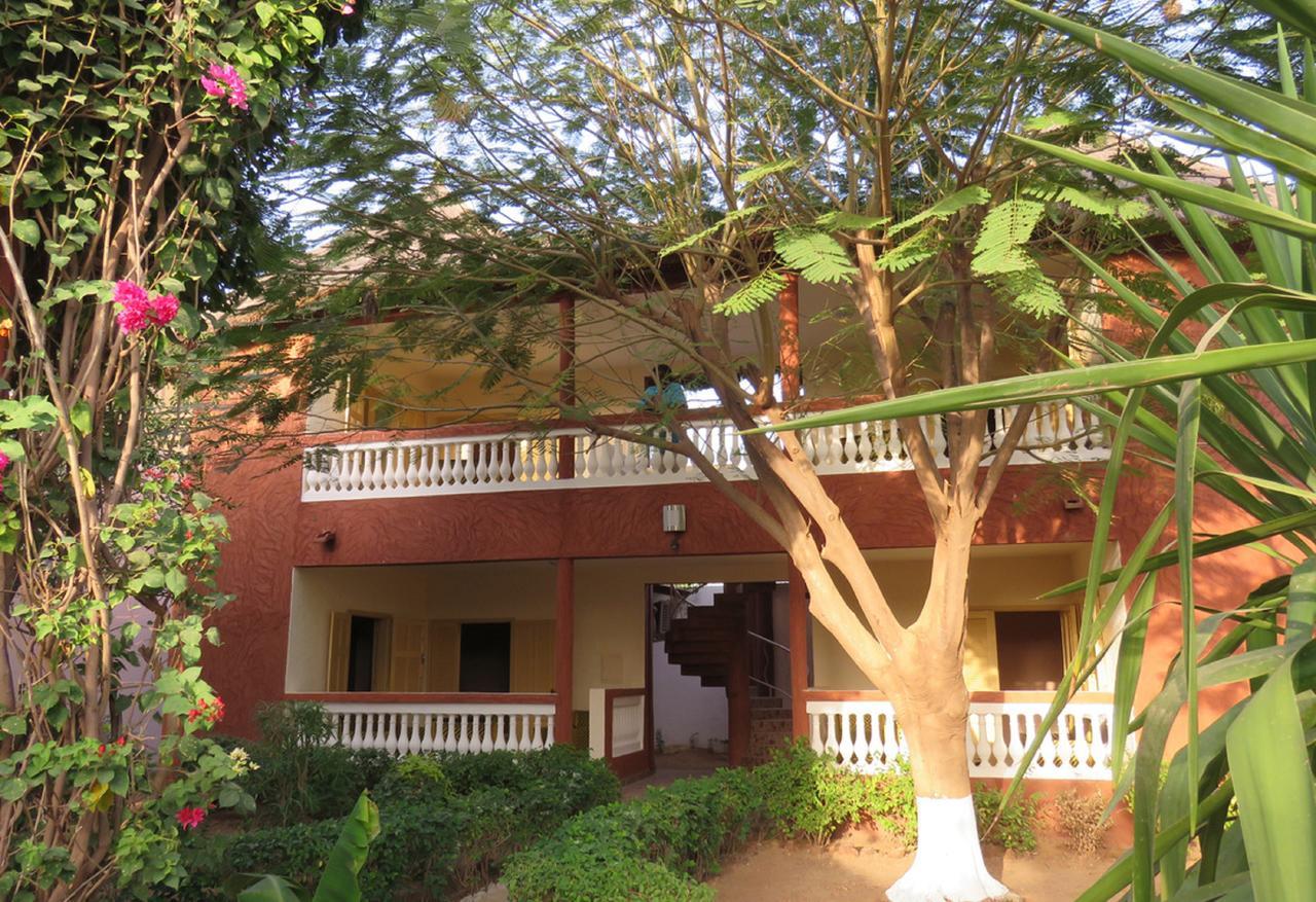 Le Lion Dort Hotel Somone Exterior foto